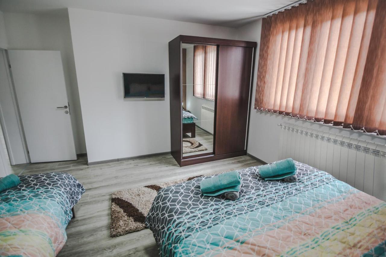 Kristal Apartmani Arandelovac Zewnętrze zdjęcie